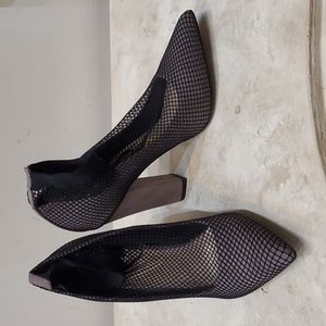 SHOE - "Shoedazzle" - Heels